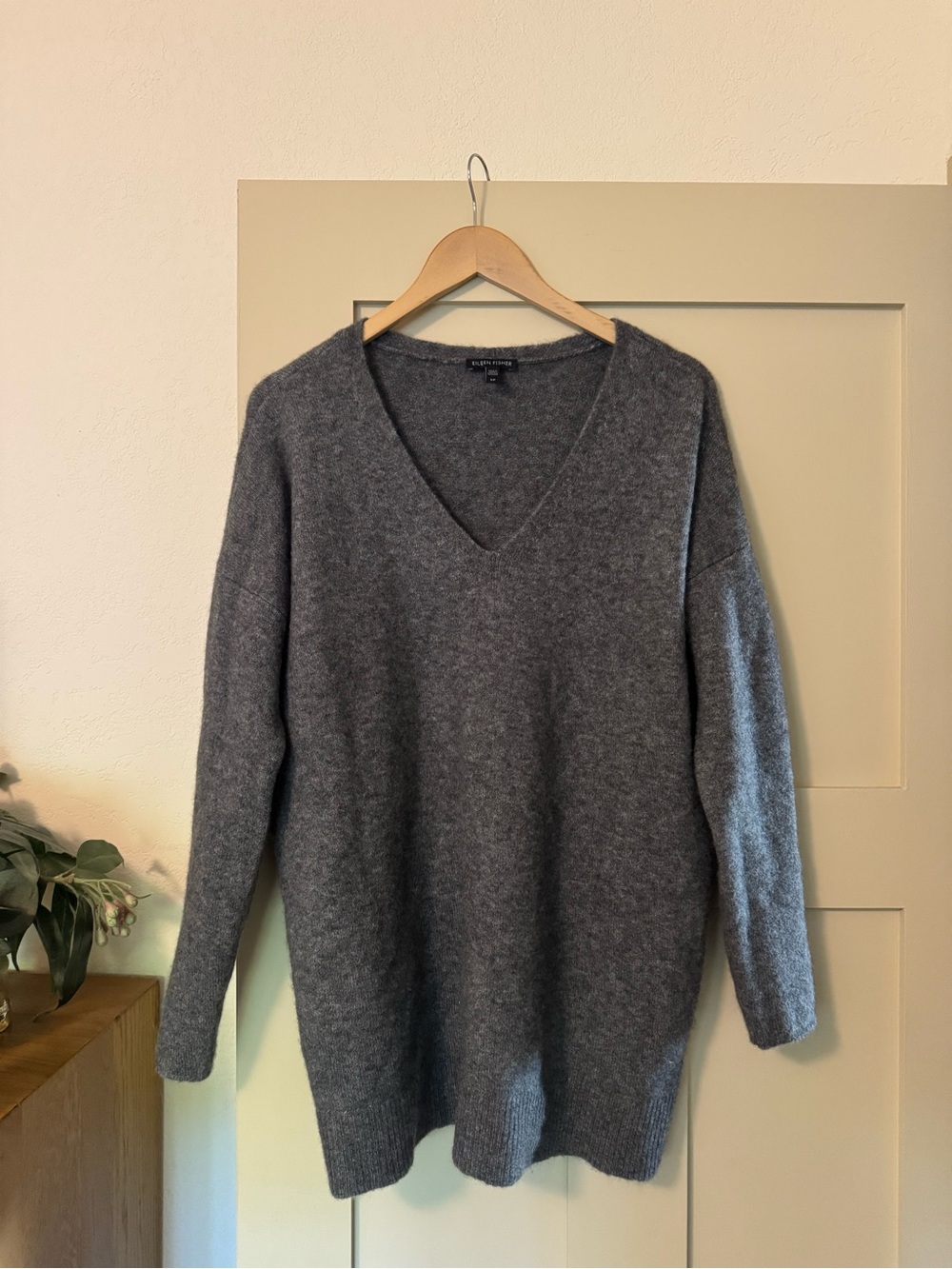 Eileen Fisher S oversized L XL cashmere silk Grey long sleeve V-neck sweater